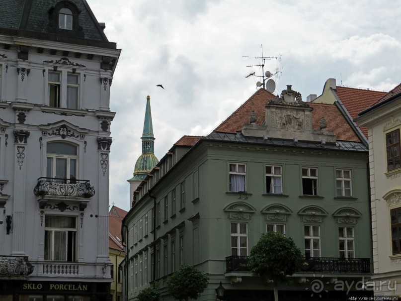 Альбом отзыва "Братиславкие картинки: пешеходная зона старого города"